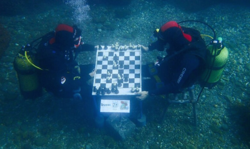 Some Of The Craziest Places People Have Played Chess - Chess Is The Best  With Chess Wizards